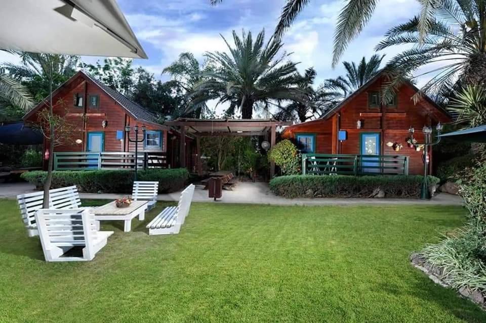 Family Cabin Menahemya Luaran gambar